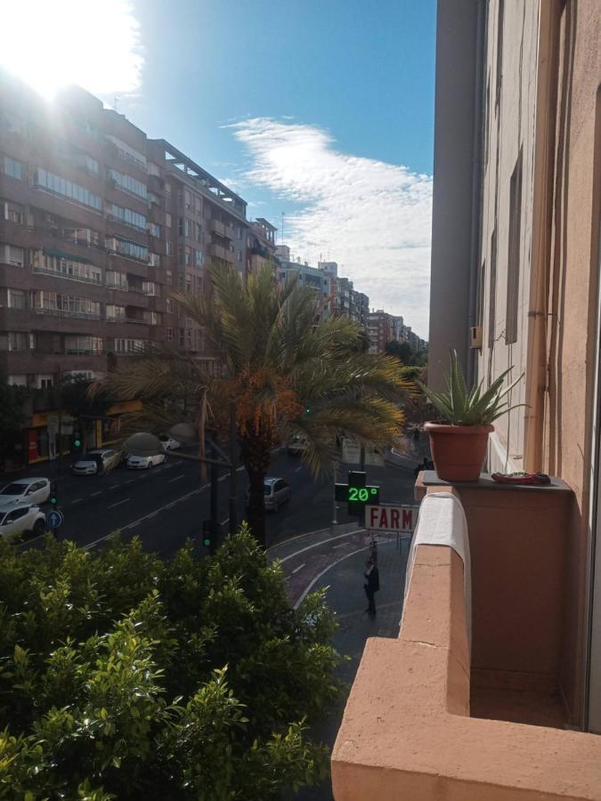 Centricas En Casa Valenciana No Hay Aire Condicionado There Is No Airconditioning Valencia